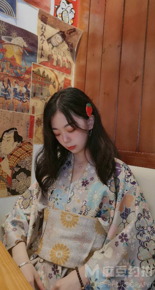 和服模特