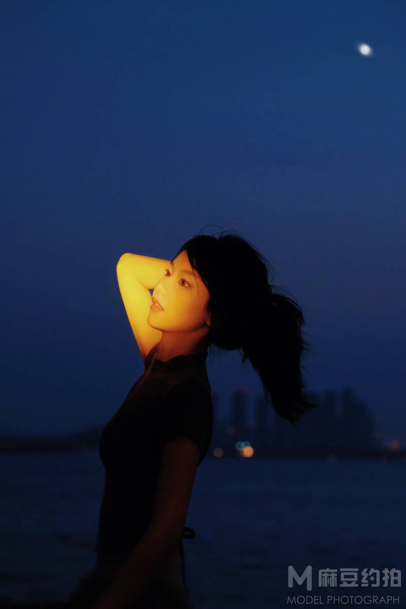 夜景模特