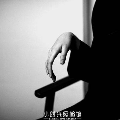 黑白模特