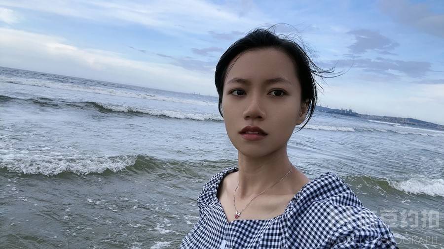 黑白模特