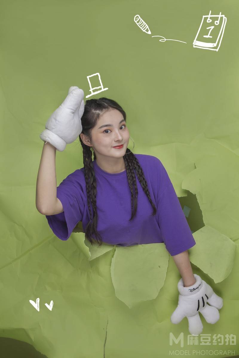 情绪模特