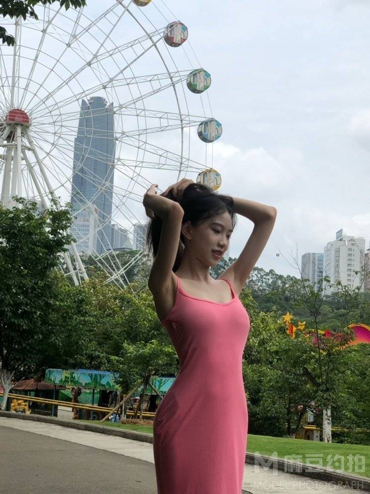 校园模特