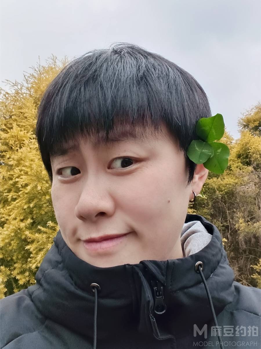 清新模特