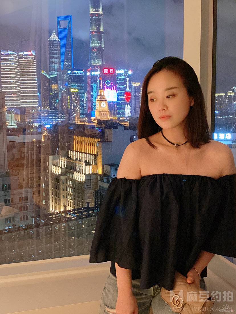 纪实模特
