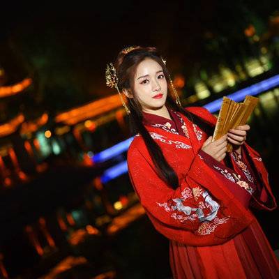 汉服模特