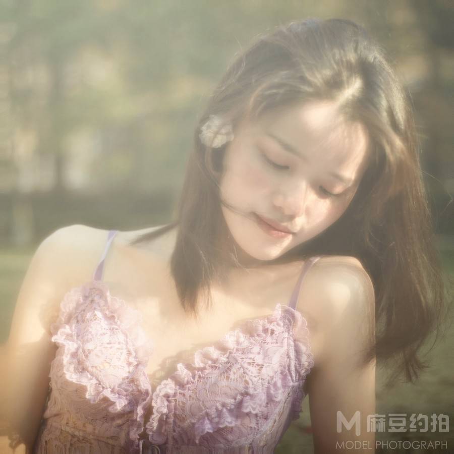 胶片模特
