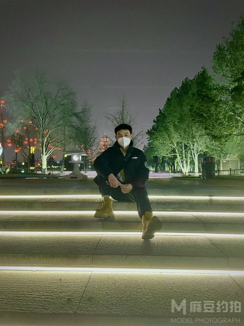 夜景模特
