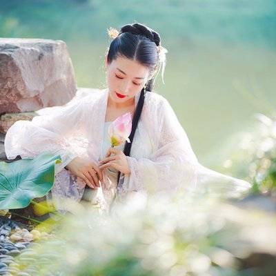 汉服模特