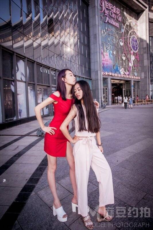 暗黑模特