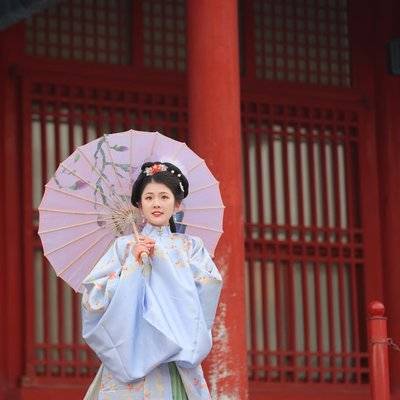 汉服模特