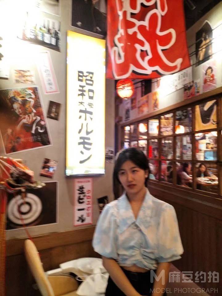 清新模特