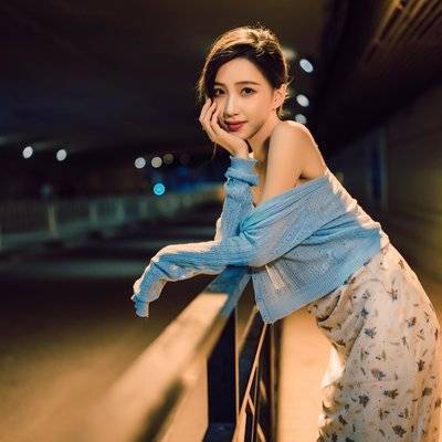 夜景模特
