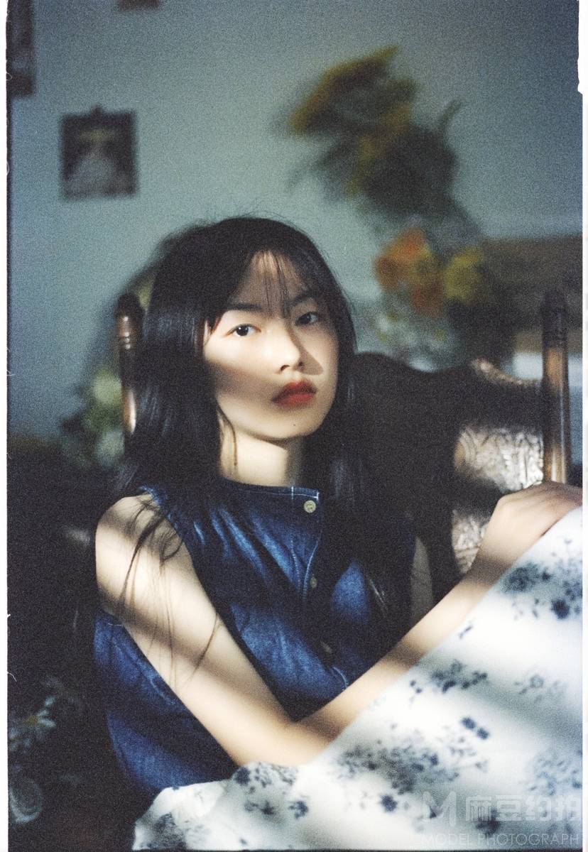 胶片模特