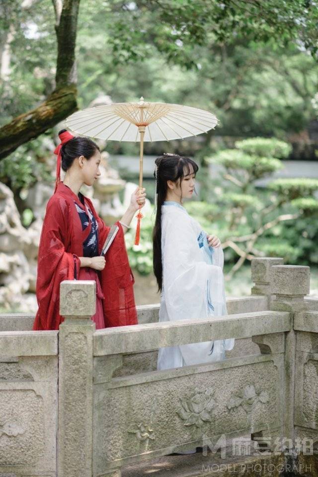 汉服模特