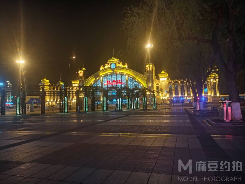夜景模特