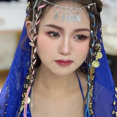 妆容模特
