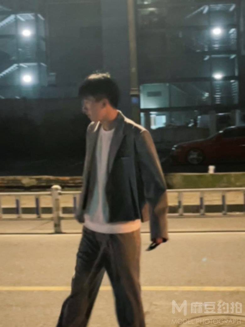 胶片模特