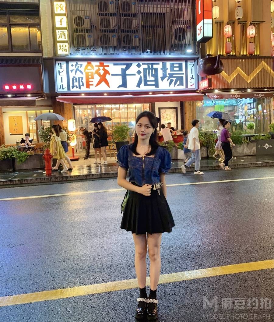 民国模特
