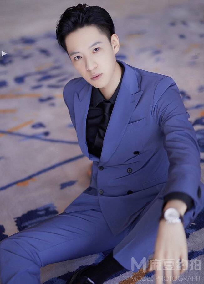 商务模特