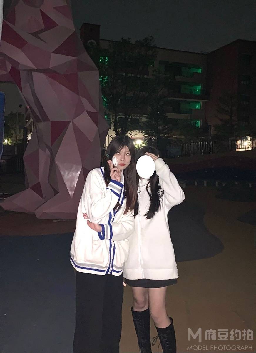 情侣模特