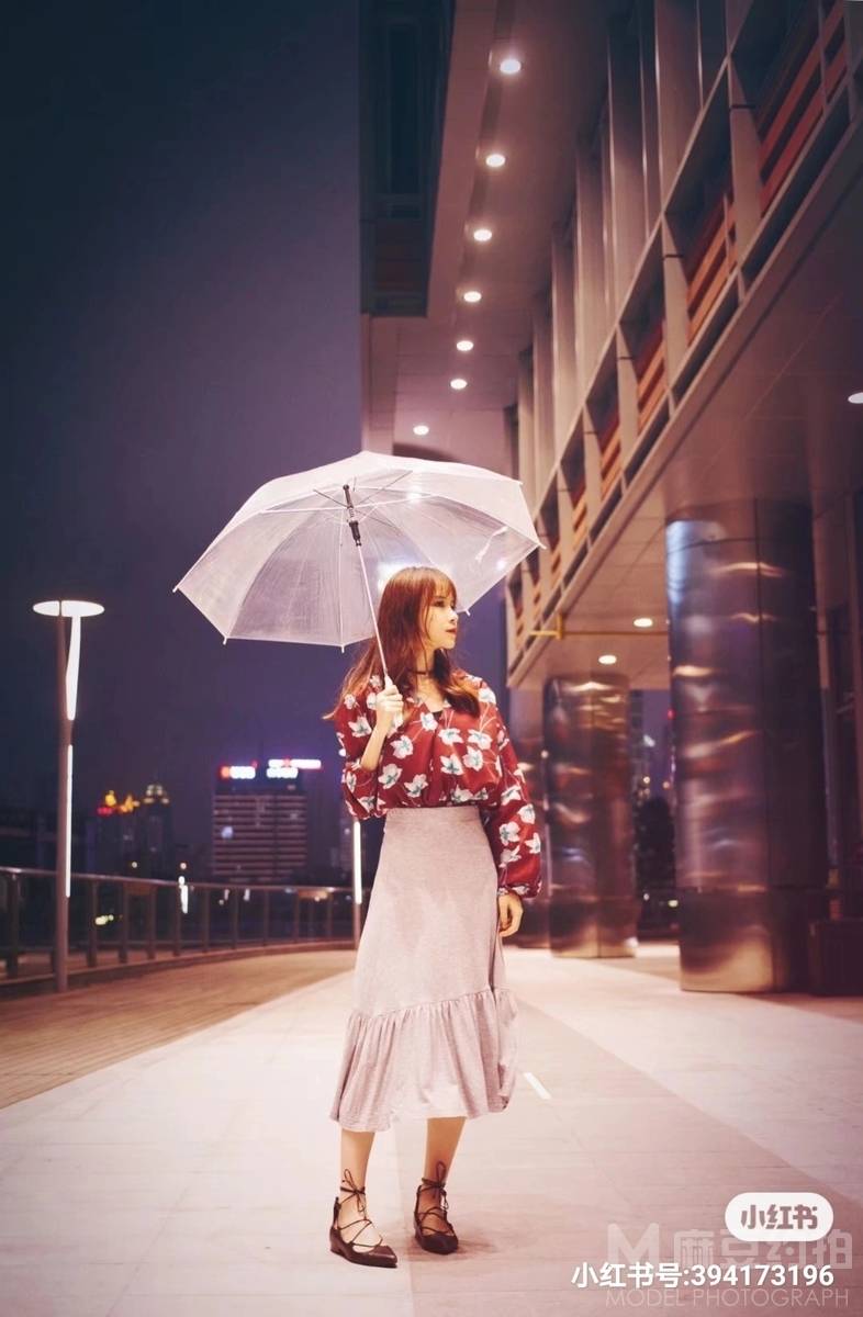 夜景模特