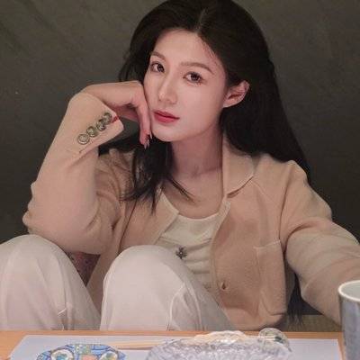 黑白模特