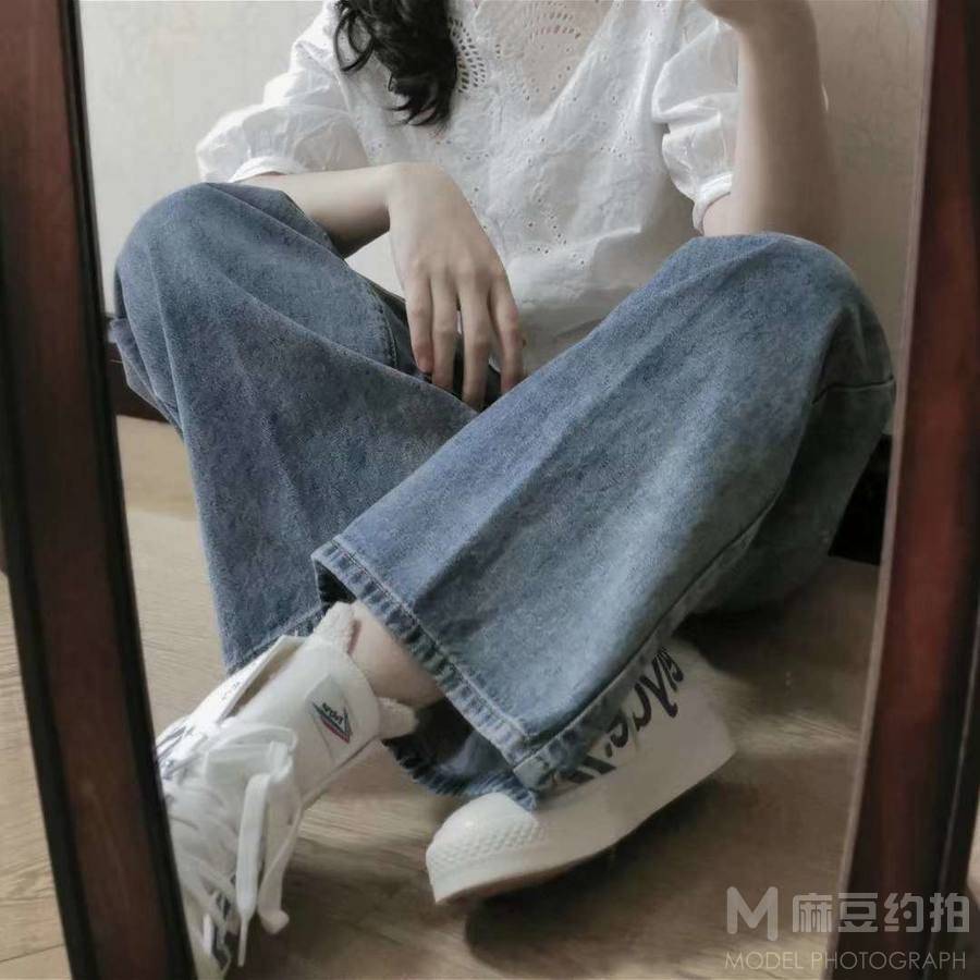 宝丽来模特