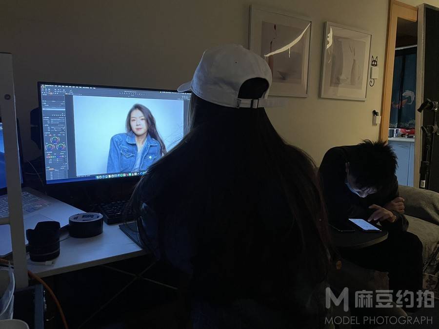 情绪模特