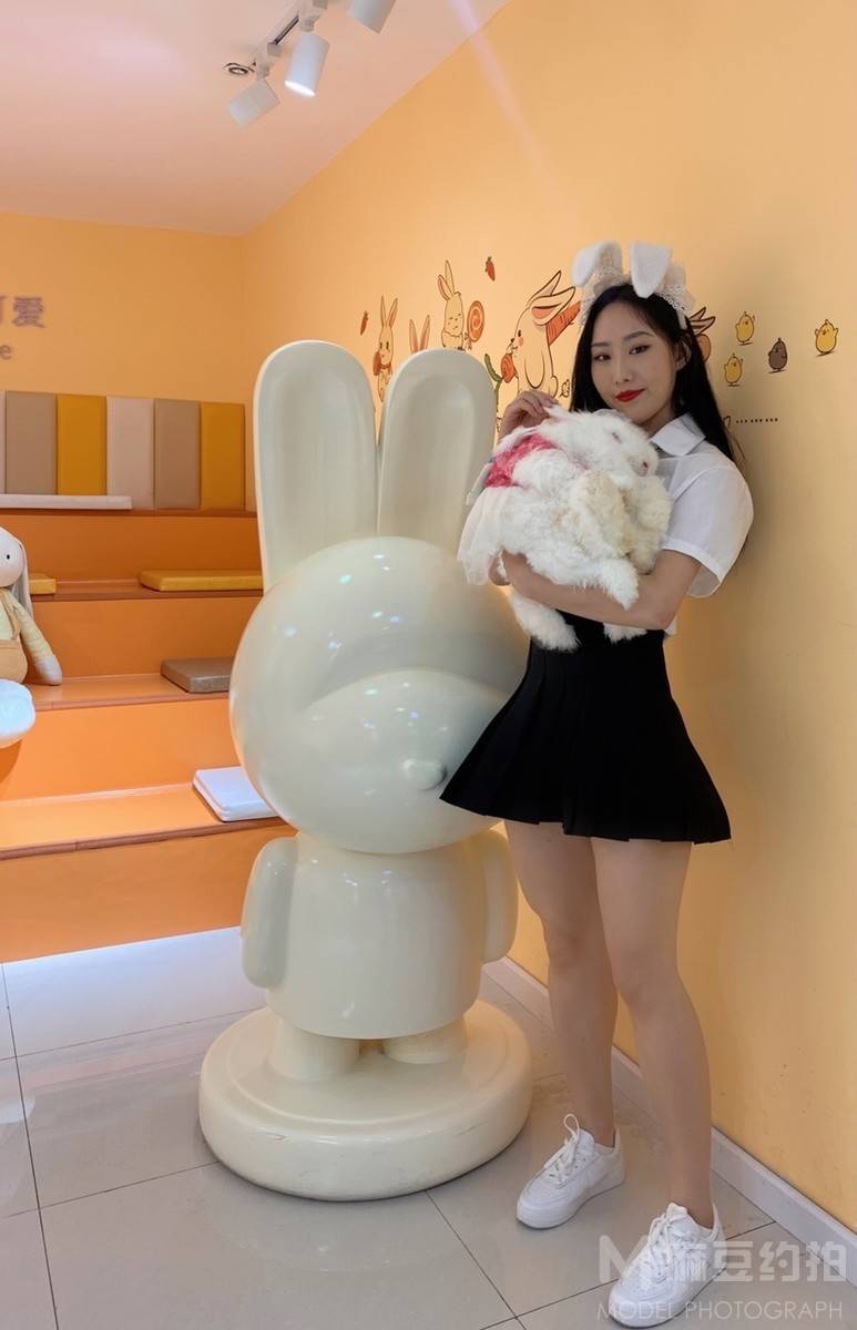 胶片模特
