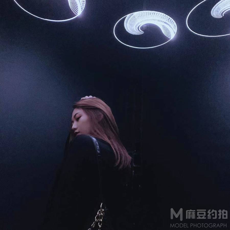 暗黑模特