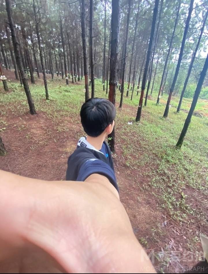 胶片模特