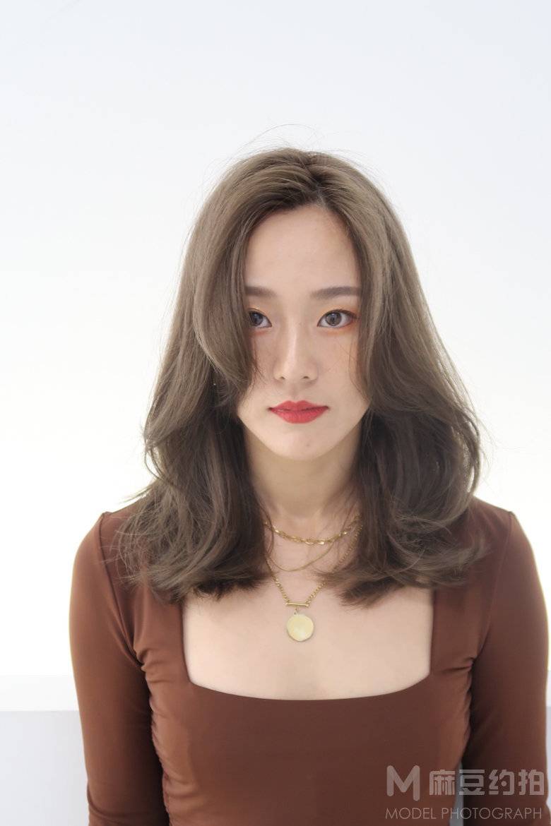 宝丽来模特