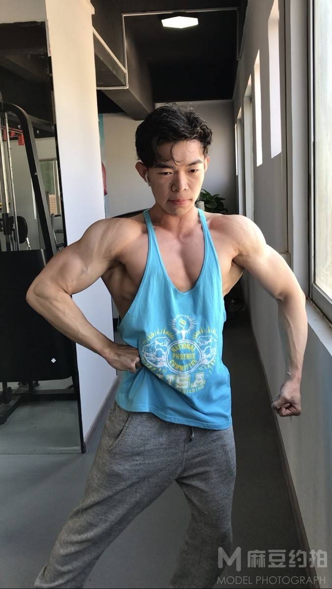 纪实模特