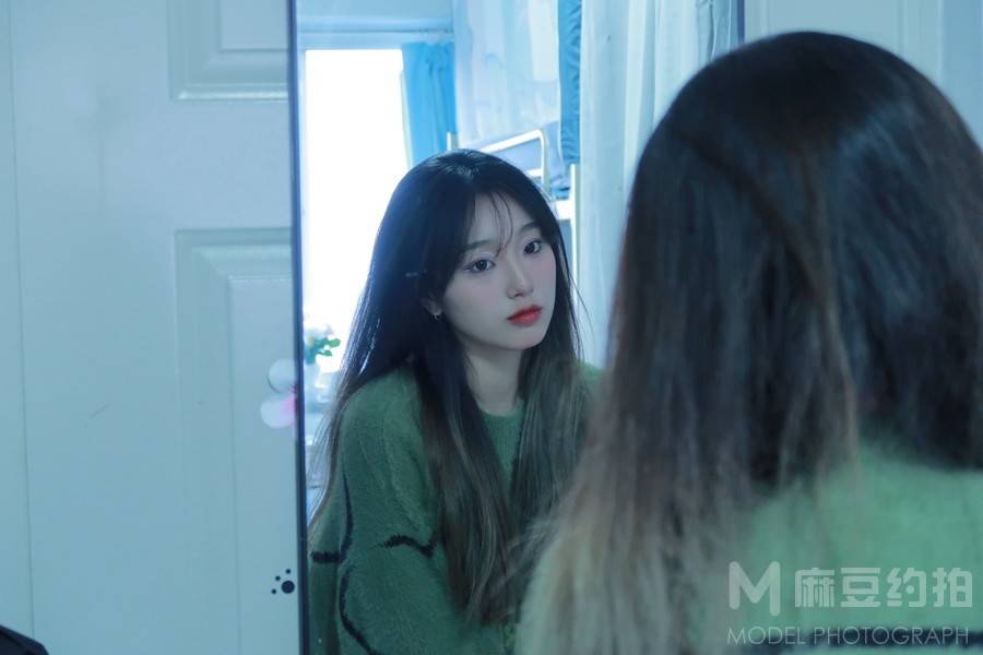 黑白模特