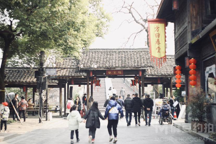 纪实模特