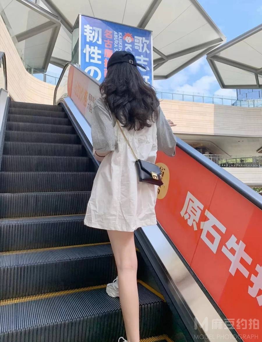 纪实模特
