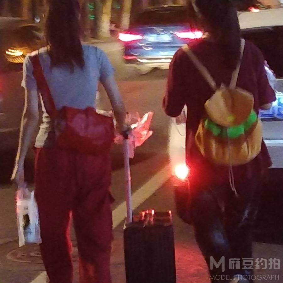 校园模特