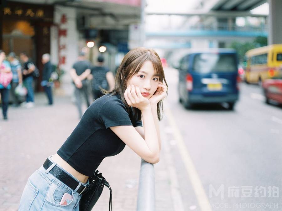 胶片模特