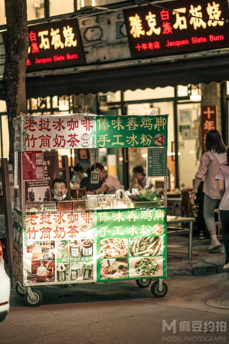夜景模特
