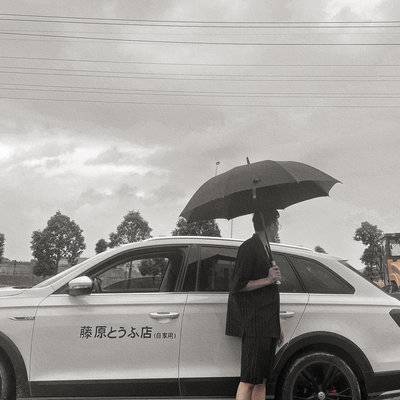 黑白模特