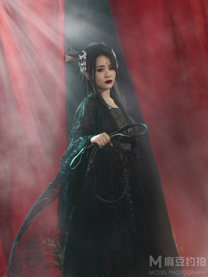 暗黑模特