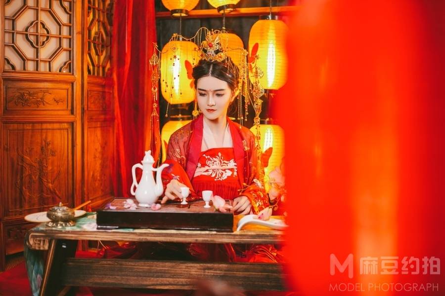汉服模特
