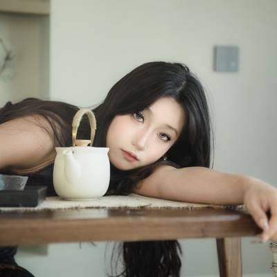 宝丽来模特