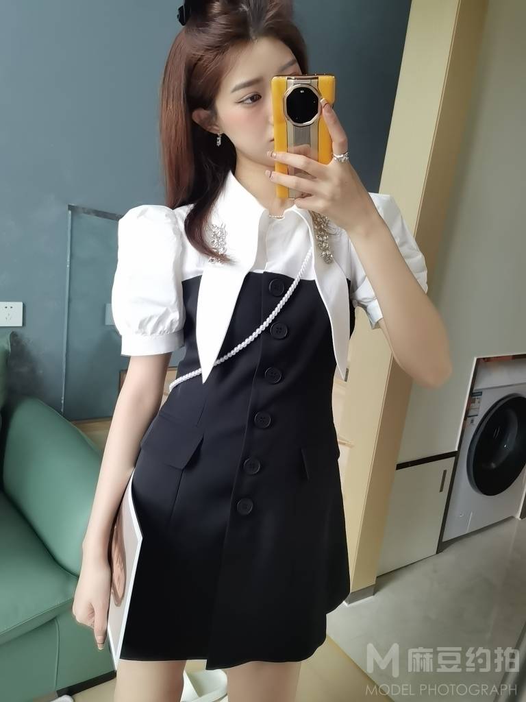 清新模特