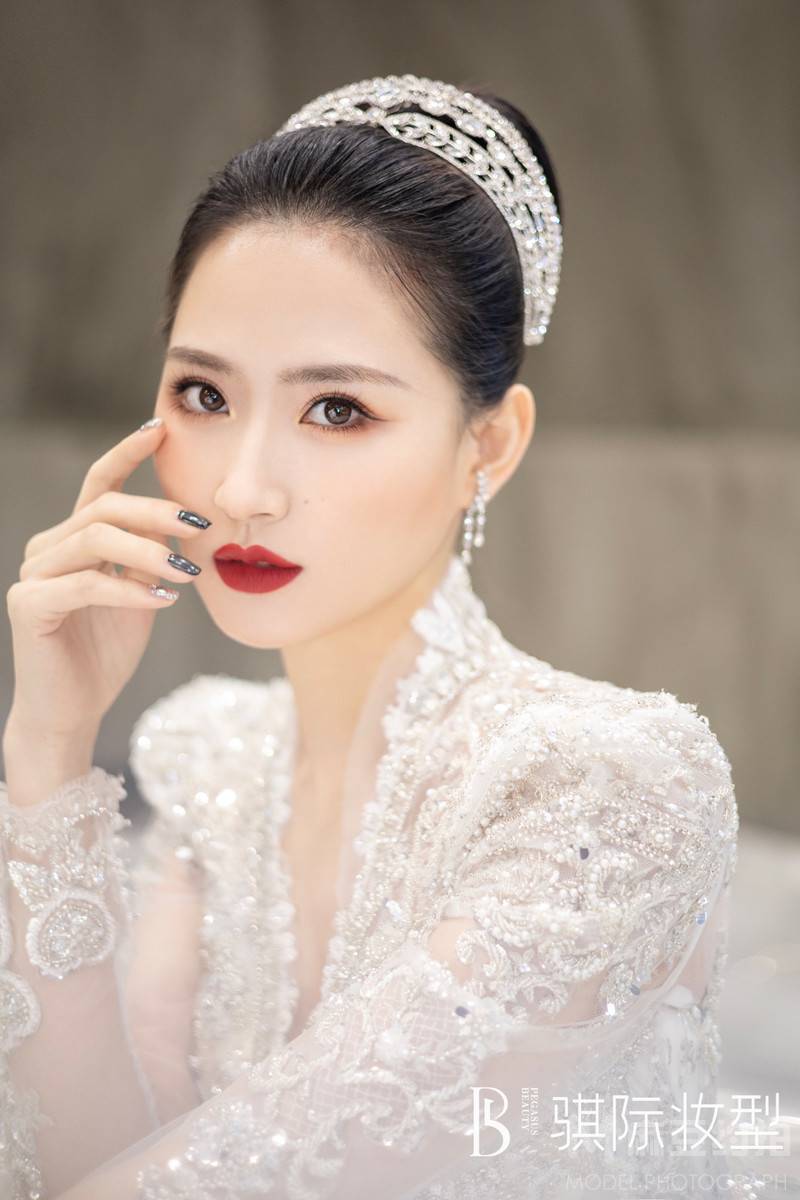 妆容模特