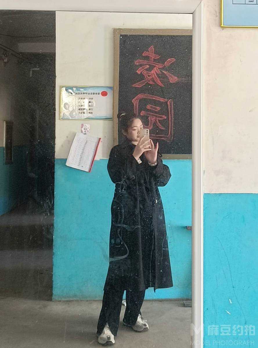 胶片模特