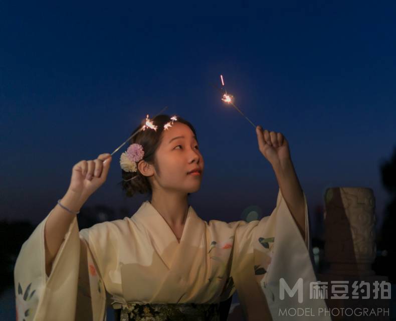 夜景模特