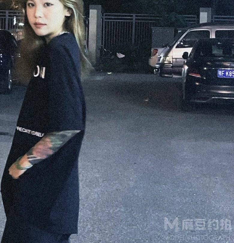 暗黑模特