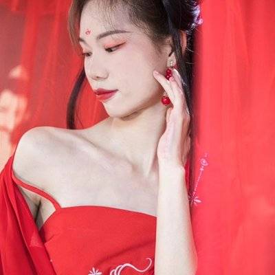 清新模特