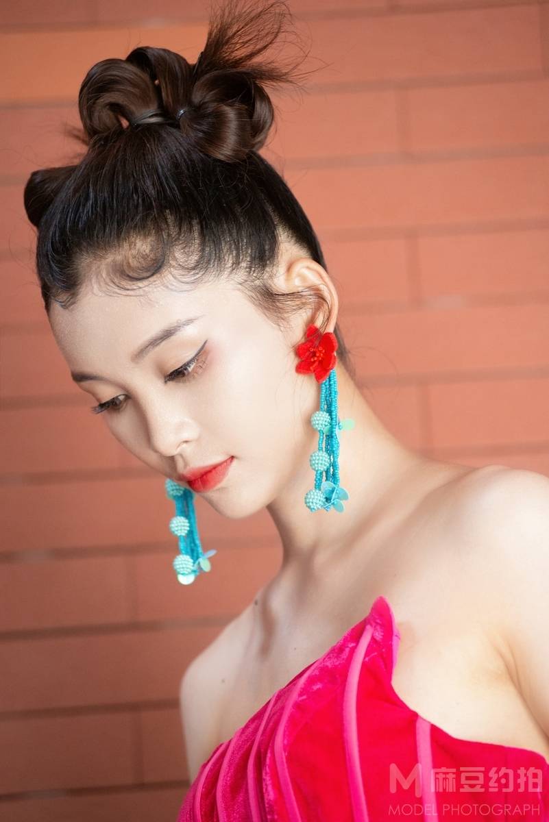 妆容模特